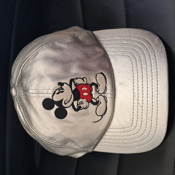 DISNEY Authentic Cap - Picture 3 of 9